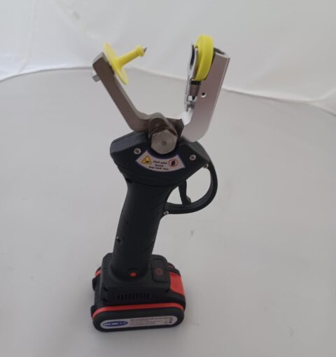 Applicateur de boucles (tags) électroniques